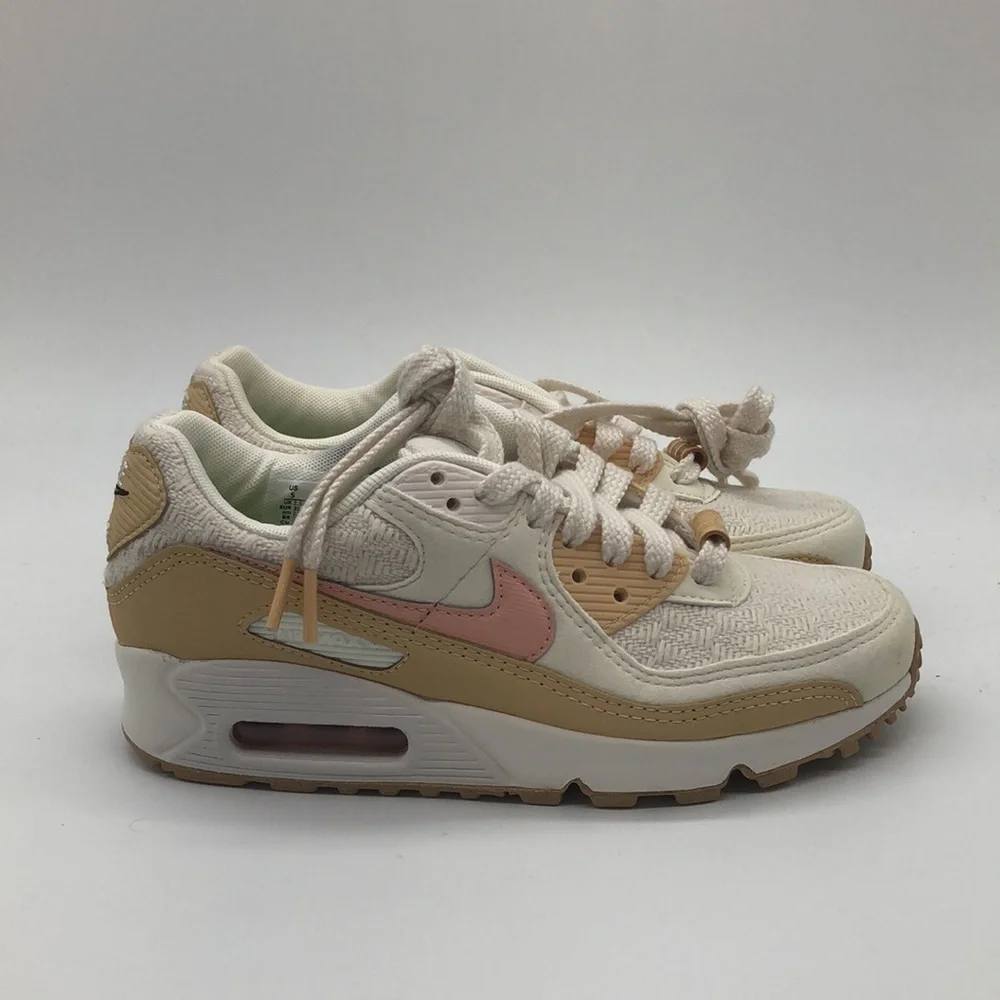 Women’s Nike AirMax 90 SE Sail/White DJ9997-101 NWOB - Picture 2 of 5
